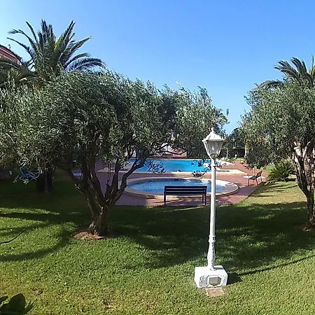 Bonito En Primerla Linea De Playa Apartment